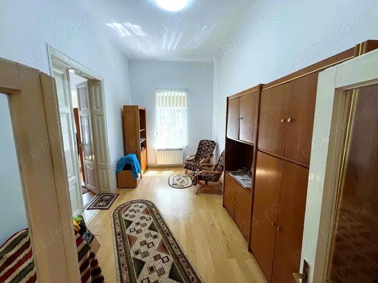 Casa spatiu centru - 7