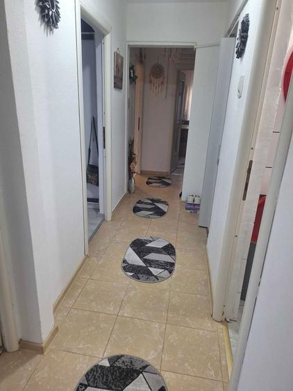 Apartament de vanzare - 1