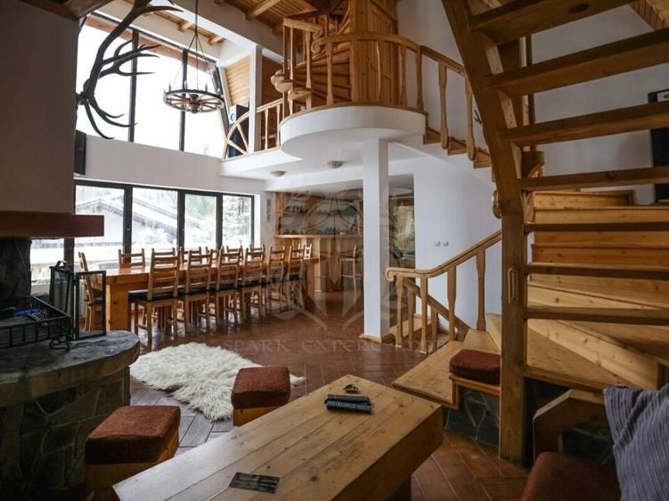 CASA DE VACANTA//PENSIUNE// AZUGA - 11