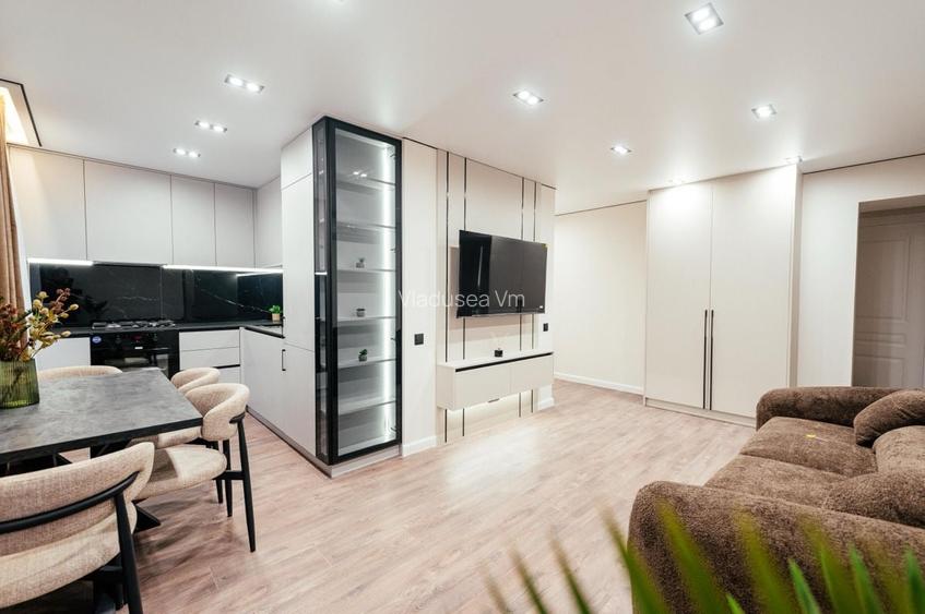 3 camere zona Lipovei