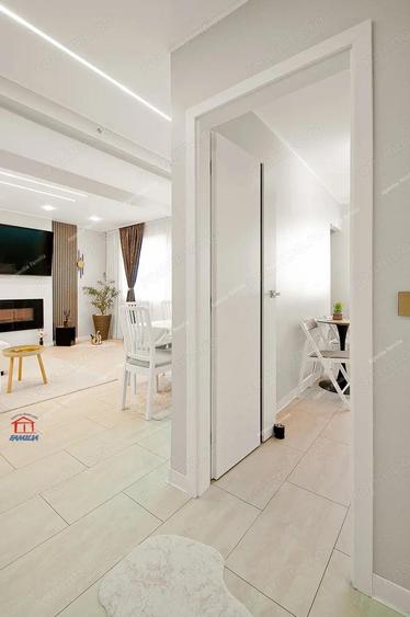 Vanzare apartament cu 3 camere, zona Micro 20 ( Doi Cocosi), mobilat si utilat modern - 5