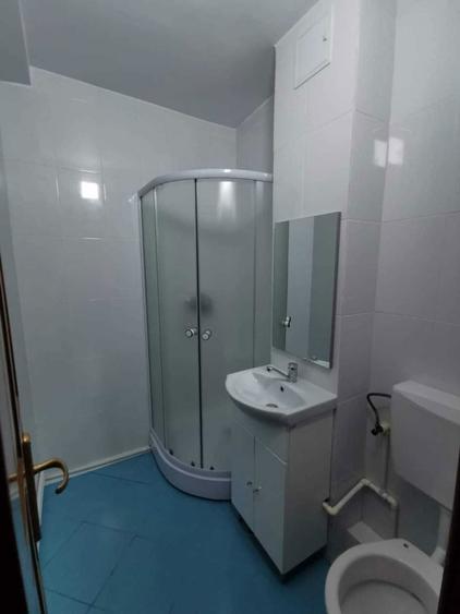 Vand apartament 2 camere. Tecuci, str. Gh. Petrascu, etaj 2 - 4