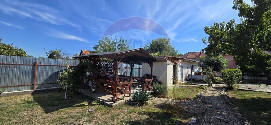 Casă cu etaj deosebită în Chișineu-Criș – un cămin creat cu suflet - 33