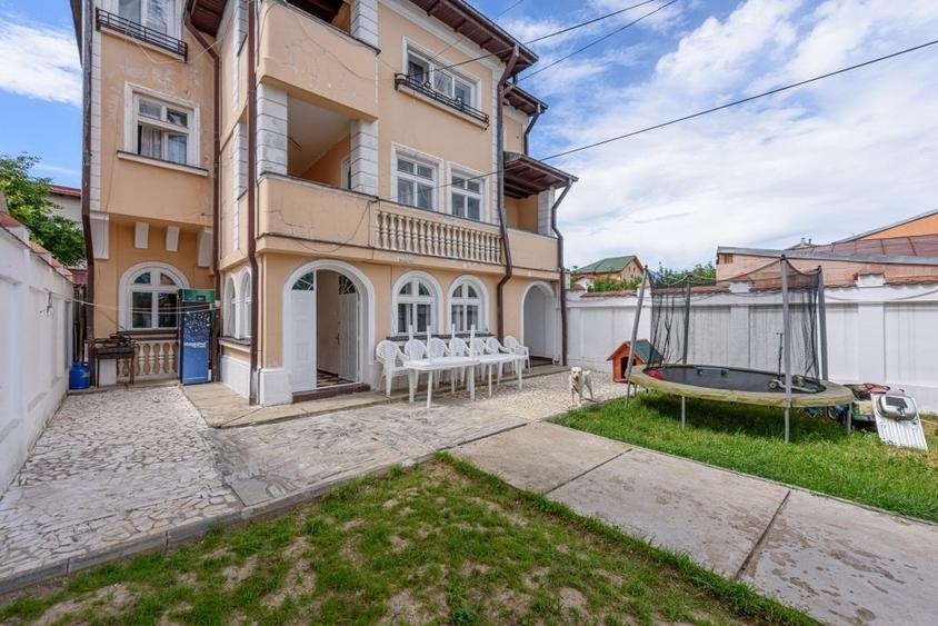 Vila de vanzare, Brancoveanu, Parc Tineretului, cu teren mare COMISION 0% - 1