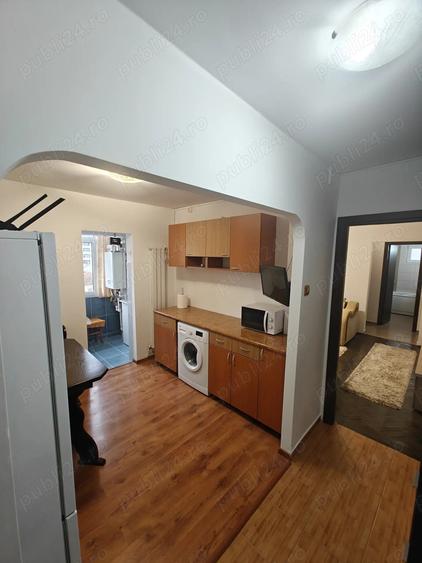 Inchiriez apartament 2 camere in Navodari - 1