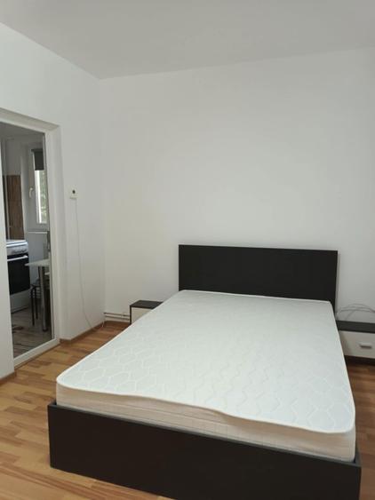 Inchiriez garsoniera - 4