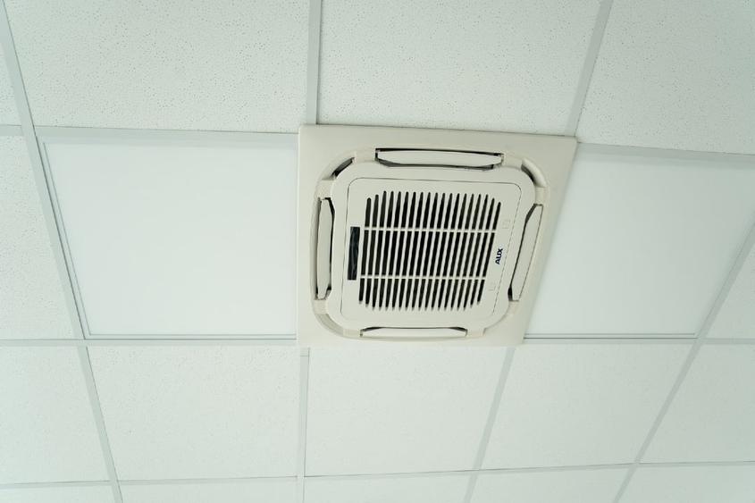 Spatiu comercial 81.6 mp direct proprietar 250 000 € - 10