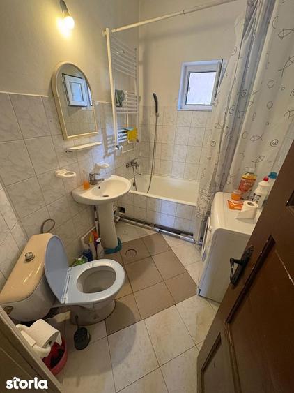 camera la vila zona copou intrare separata 2 baii bucatarie 160 euro - 2