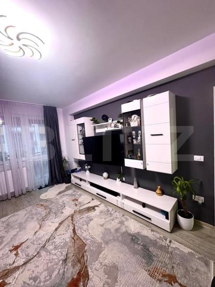 Apartament Superb, 2 camare decomandat, Tractorul, parcare - 2