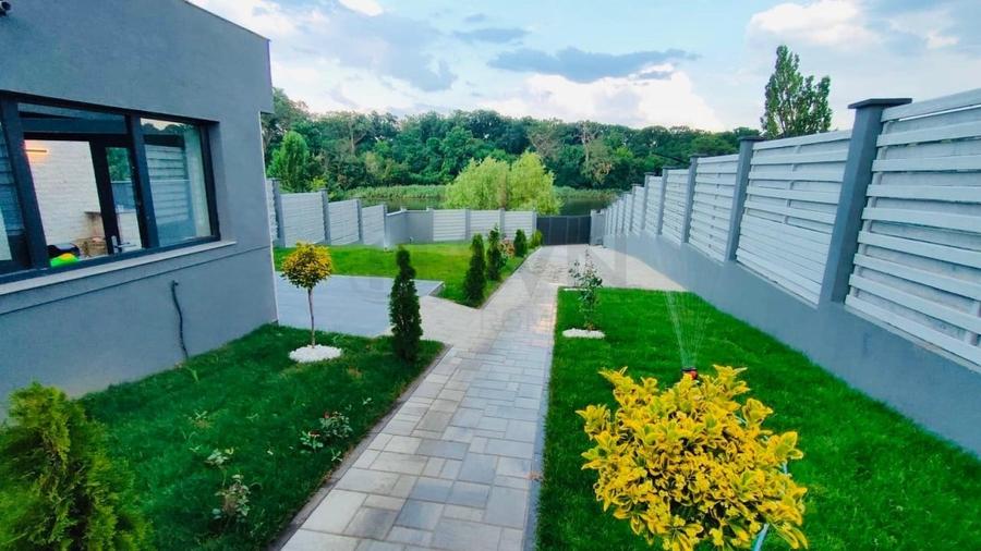 REV2005510 Vila de inchiriat cu piscina si teren 1000 mp - 5