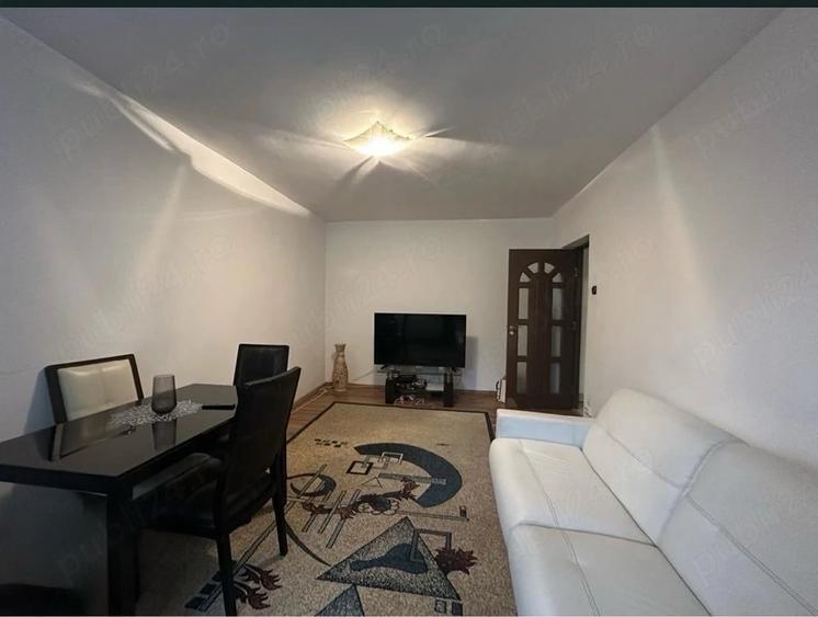 Apartament cu 2 camere decomandat în Mărășești