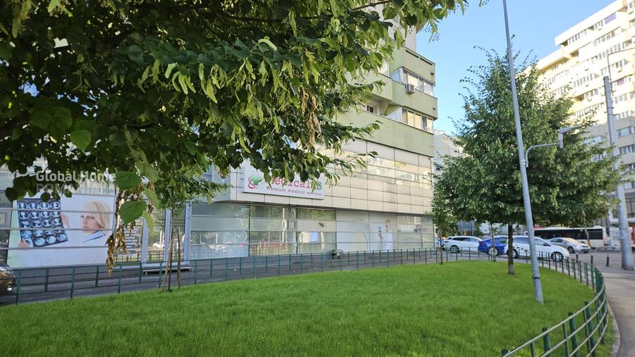 Spațiu comercial, de 4,623.509765625 mp, în Pantelimon