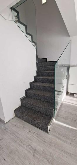 Casă cu 4 camere cu Teren 300 Mp în Central