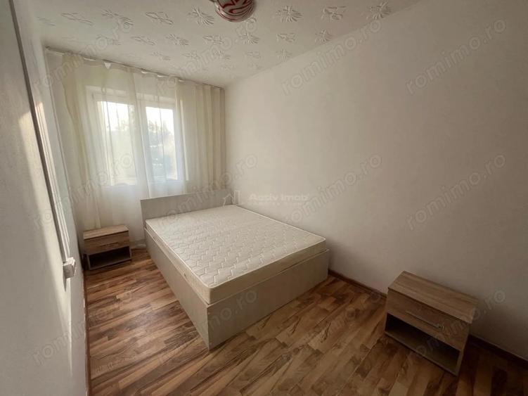 Garsonieră decomandată în Periferie