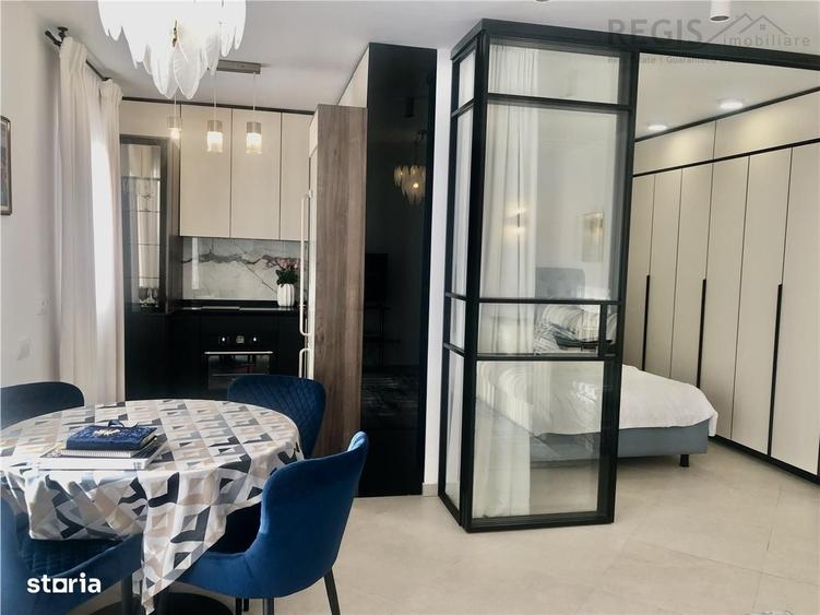 Studio QUALIS CORESI, amenajare designer, panorama, parcare acoperita - 1