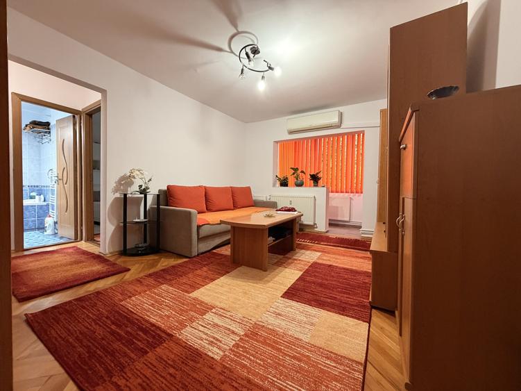 Apartament cu 2 camere semidecomandat, mobilat în Girocului