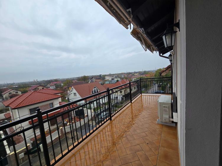Apartament cu 3 camere decomandat în Ronaț