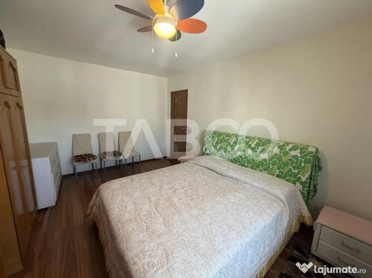 Apartament cu 3 camere decomandat în Central