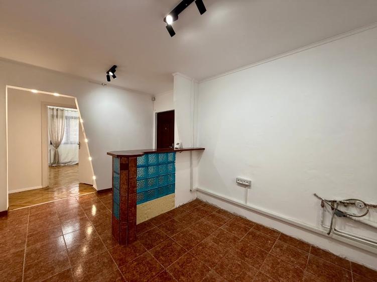 Apartament cu 3 camere decomandat în Circumvalațiunii
