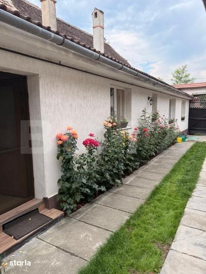 Proprietate cu doua case renovate, in inima comunei Vulcan - 10