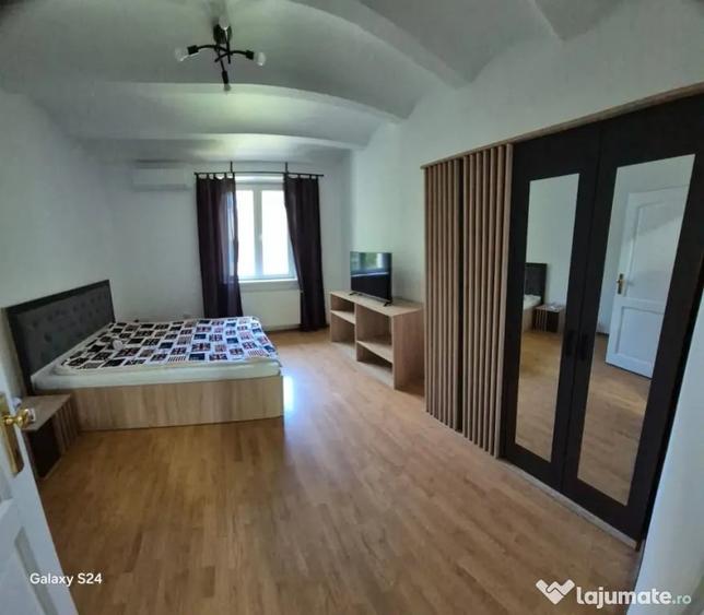 Garsonieră în Muncii
