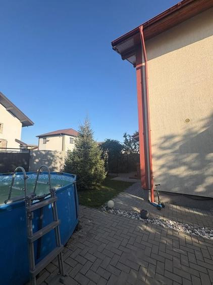 Casă individuală cu 4 camere cu Canalizare în Nord