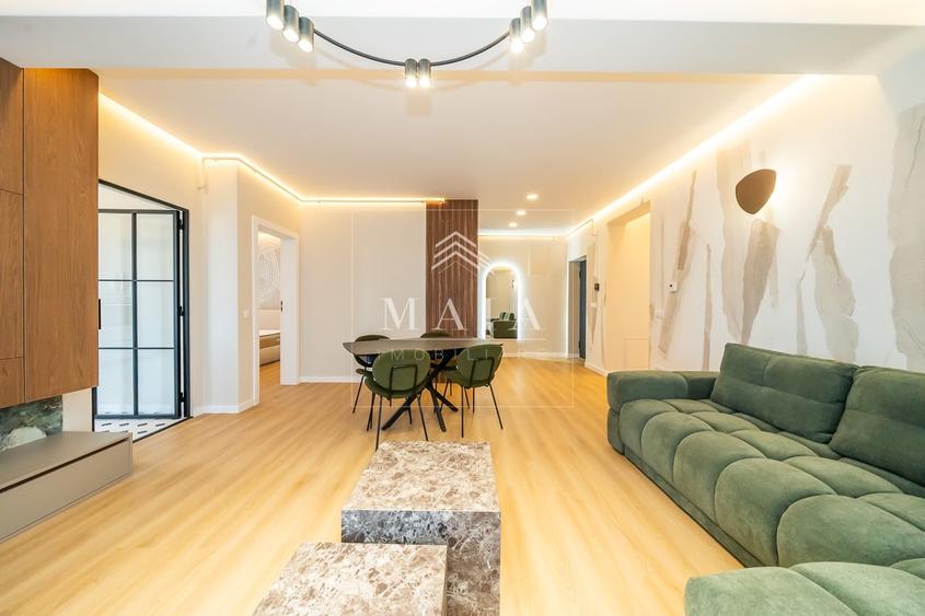 Apartament cu 4 camere decomandat în Central