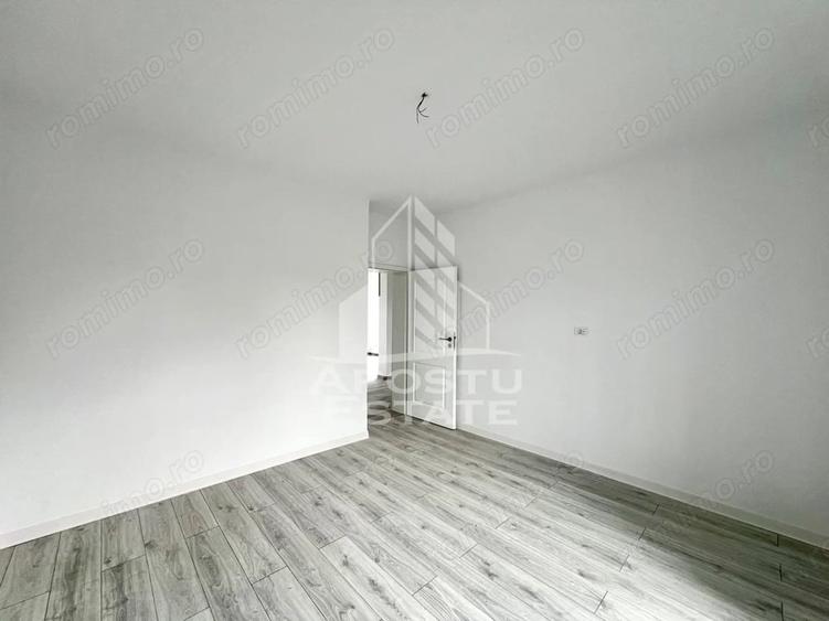 Casă cu 3 camere cu Teren 287 Mp în Sânandrei