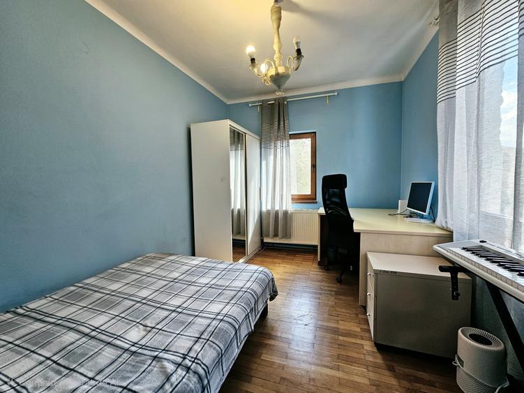 Apartament cu 3 camere semidecomandat în Dorobanți
