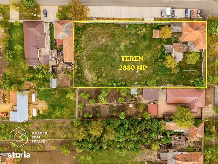 Casă cu 5 camere cu Teren 2880 Mp în Zimandu Nou