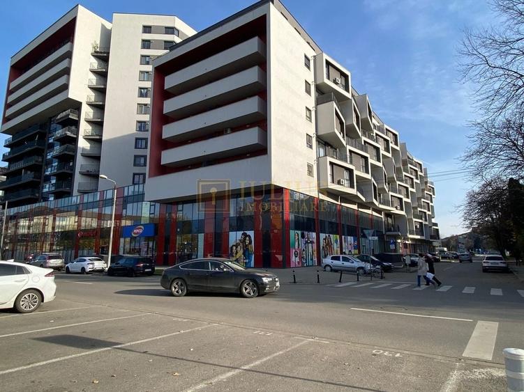 Apartament cu 2 camere decomandat, mobilat în Soarelui