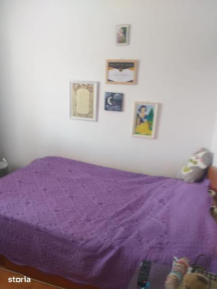 Apartament cu 2 camere decomandat în Rovine