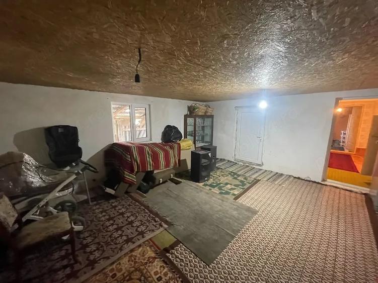 Casă cu 1 camere cu Teren 1000 Mp în Exterior Vest