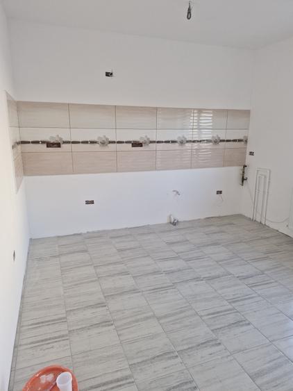 Casă cu 4 camere cu Teren 515 Mp în Cumpăna