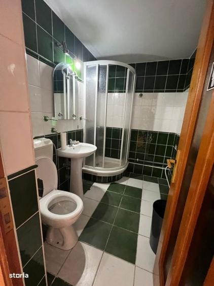 Spatiu comercial 70 mp | 2 intrari | Zona circulata | Vitrina mare - 8