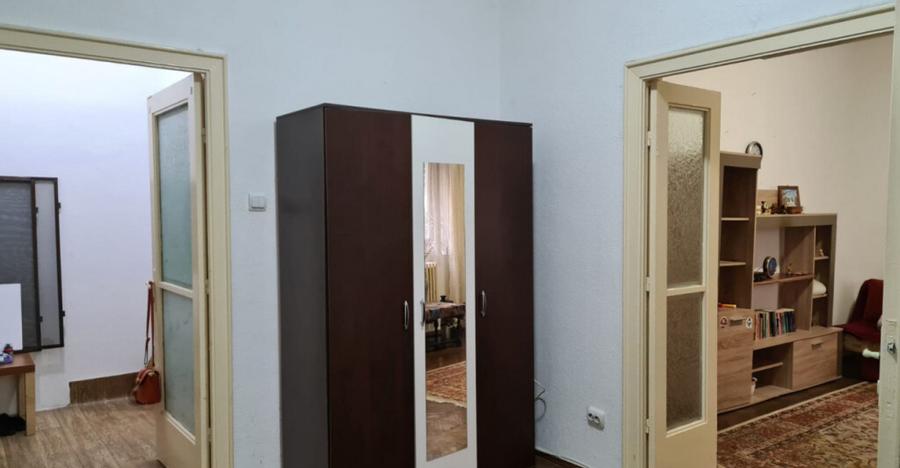 Vila parcul Tineretului- Sincai metrou-pentru 2 familii - 3