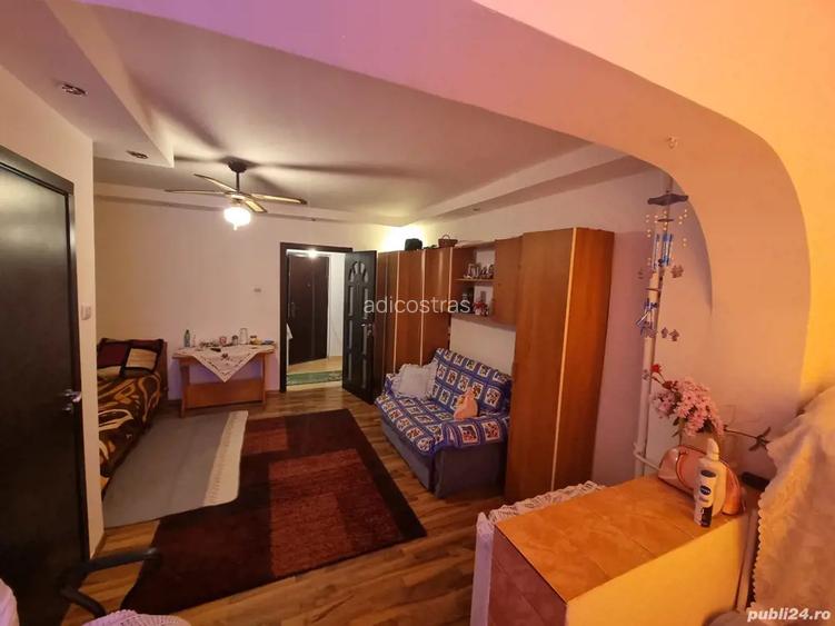 Garsoniera gara Bacau etaj 2. confort 1 si etaj 4 cu lift Garsoniera gara Bacau etaj 2. confort 1 si etaj 4 cu lift