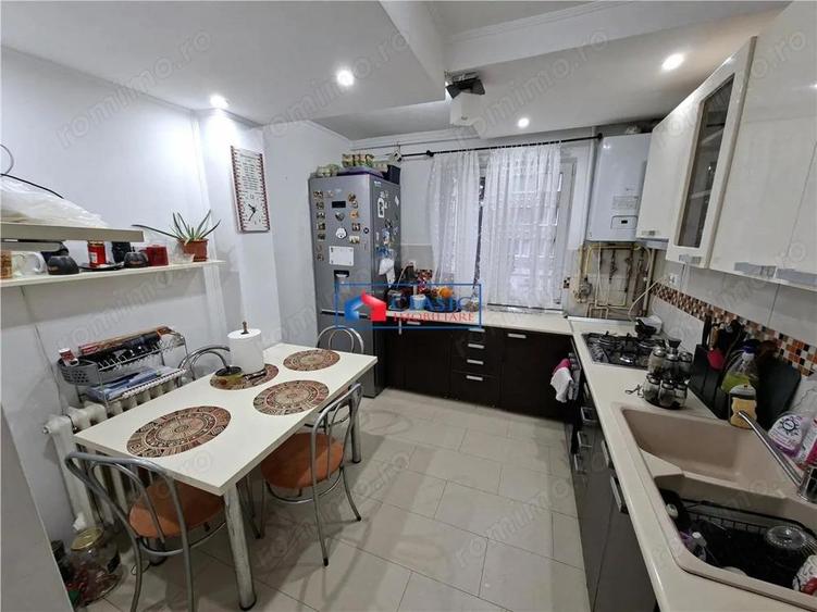 Vanzare apartament 3 camere decomandat Manastur zona Capat Primaverii, Cluj-Napoca - 4