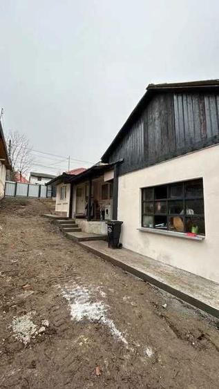 Vand casa in Reghin, zona centrala - 2