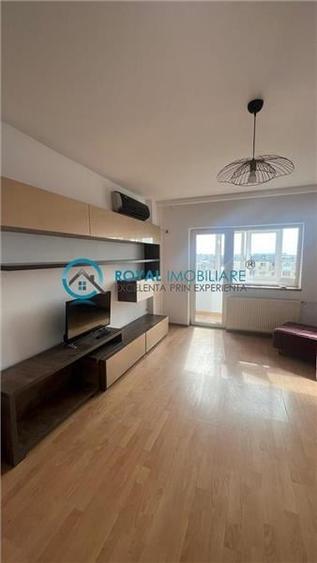 Royal Imobiliare - Vanzare apartament 2 camere, zona P-ta Mihai Viteazu - 2