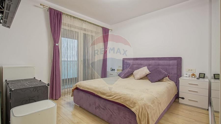 Apartament cu 2 camere de vânzare, parcare subterană și supraterană - 11
