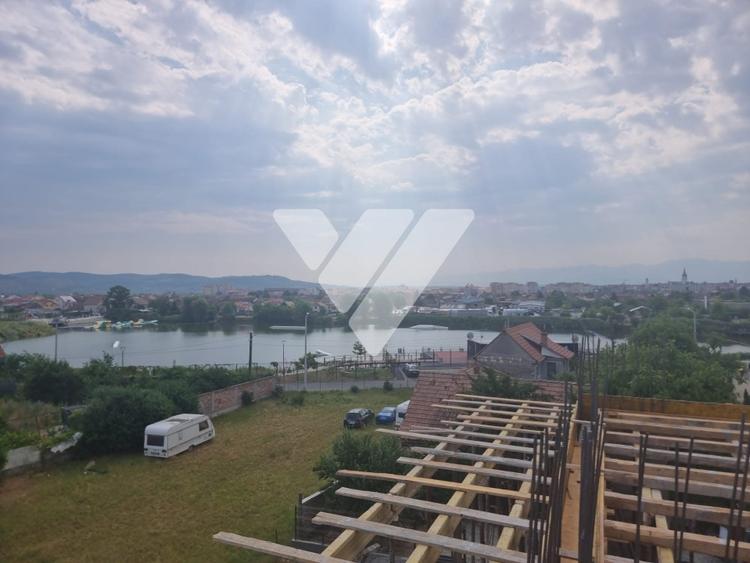 Apartament 2 camere, etaj 1 - Loc de parcare - 2