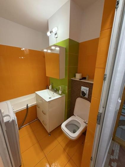 Apartament cu 3 camere decomandat în Ultracentral