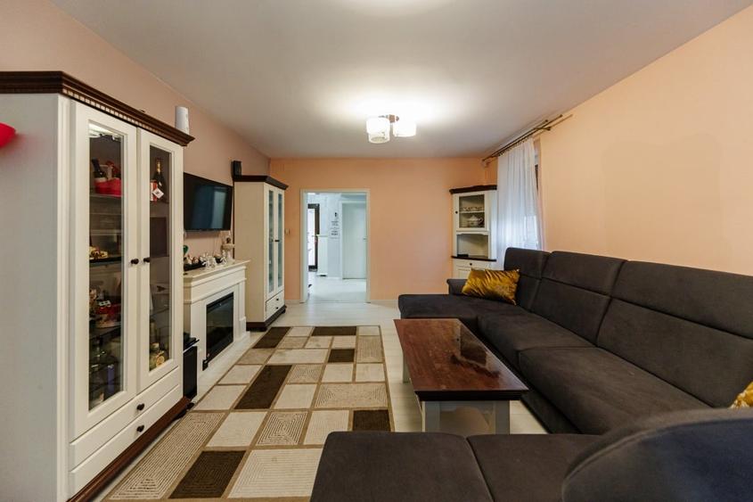 Casa mare 5 camere+casa mica, panouri, curte amenajata – Giroc, Comision 0 - 11