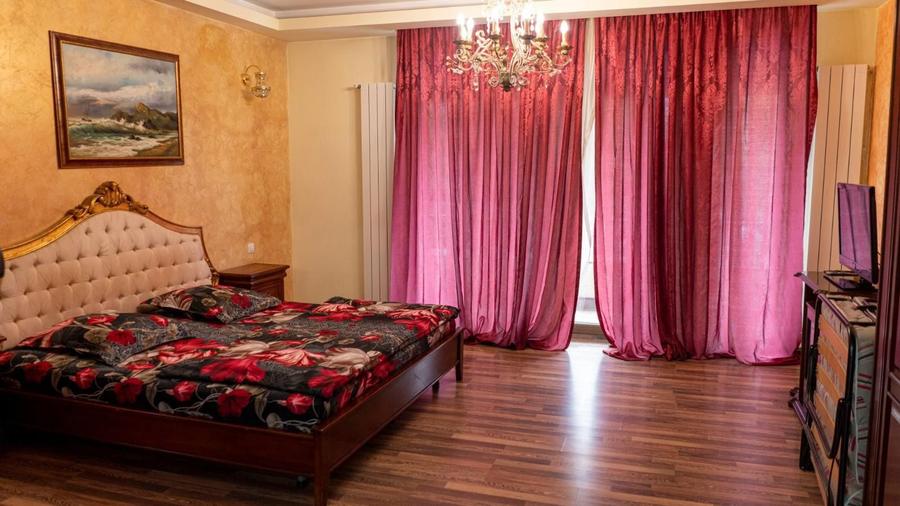 Vila Petrecere cu piscina Vila petreceri cu piscina de inchiriat - 5