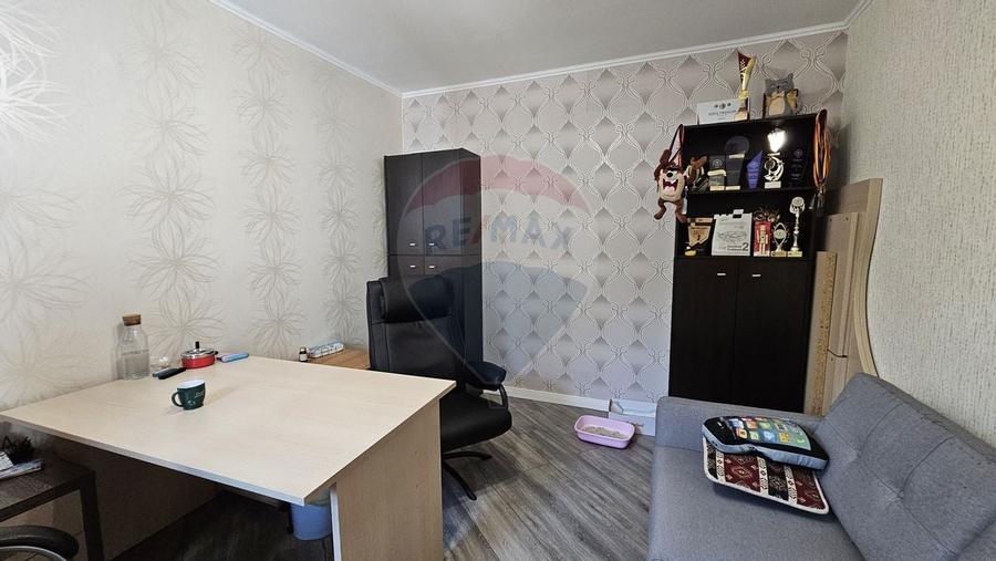 Casă / Vilă cu 7 camere si teren 1000 mp în zona Centrala-Suceava - 57