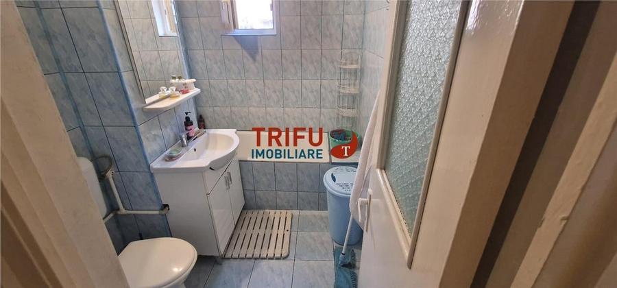 Apartament 3 camere decomandat et.3 zona Mercur - 9