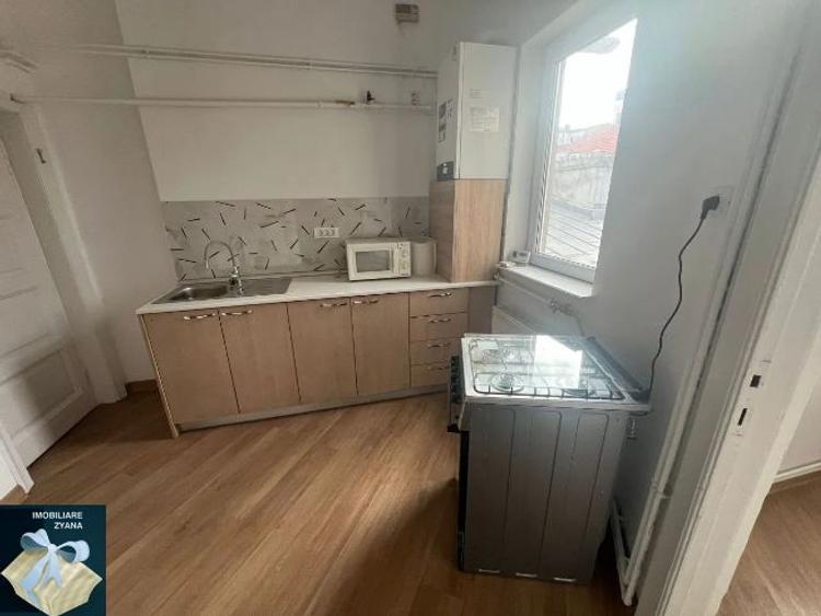  Localizare premium - LASCĂR CATARGIU – PIATA VICTORIEI | IDEAL BIROURI | 4 CAMERE | 110 MP.   - 9