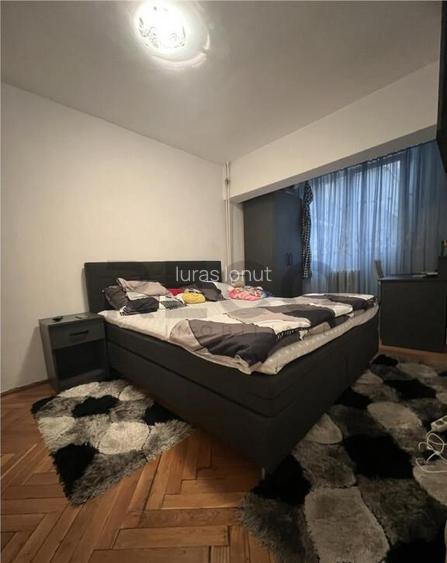 RECO Apartament 3 camere, la pret de 2 camere, Etajul 1, Ios RECO Apartament 3 camere, la pret de 2 camere, Etajul 1, Ios