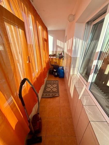 PODU ROS - CANTEMIR - 2 CAMERE SEMIDECOMANDAT DE 54MP - 2 BALCOANE - 10